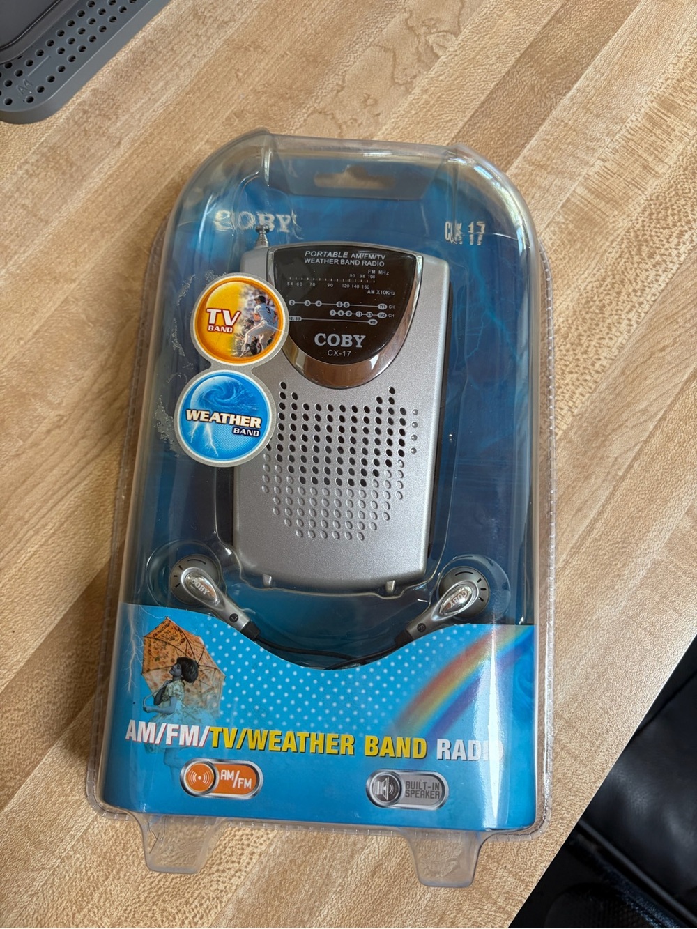 CX-17 Portable AM/FM/TV/Weather Band Radio - Silver